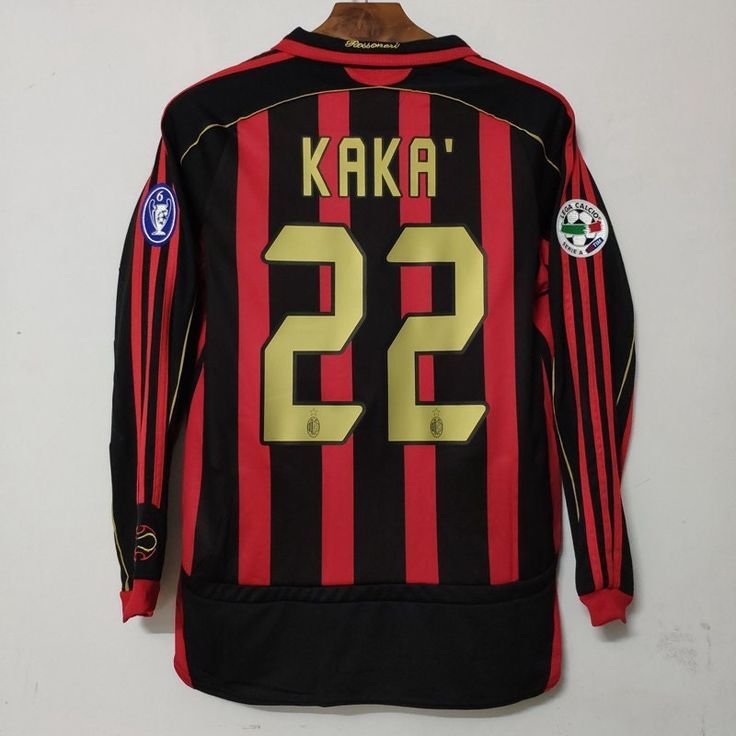 AC Milan's Jersey-low-res