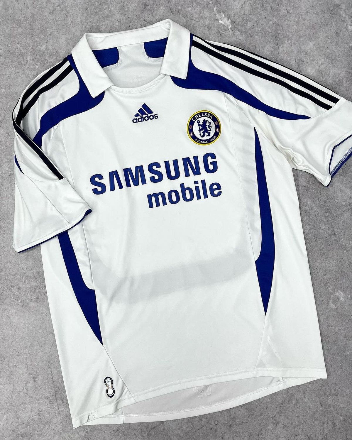 Chelsea Jersey-low-res
